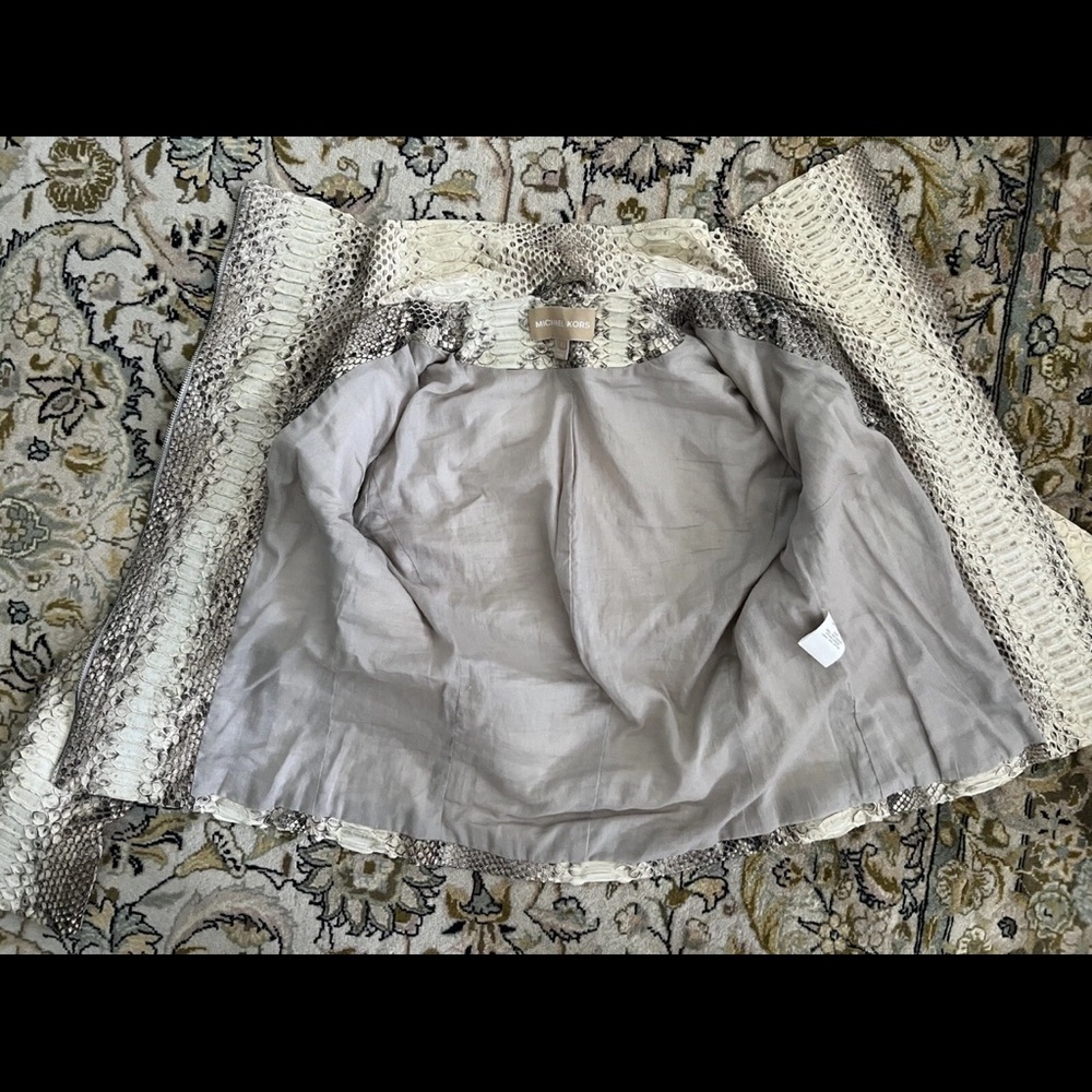 Michael Kors Collection real Snakeskin python Cream beige coat jacket s small - Picture 7 of 15